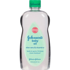 Johnson's Aloe Vera And Vitamin E Baby Oil