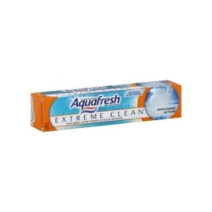 Aquafresh Extreme Clean Toothpaste Whitening Action