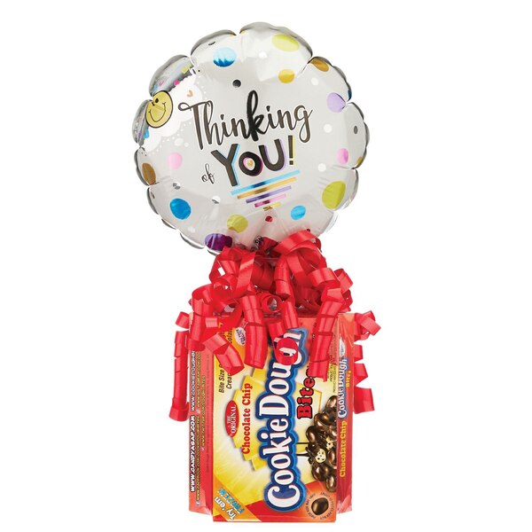 Chocolate Chip Cookie Dough Theatre Box with Balloon, 13.28 oz