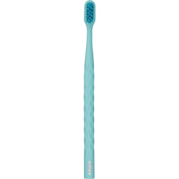 Oral-B Brilliance Whitening Toothbrush, Extra Soft, 4 CT
