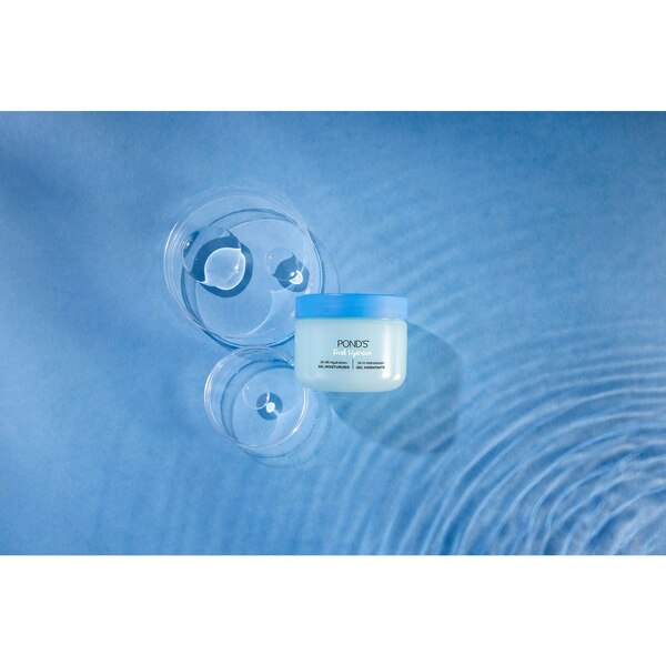 Pond's Fresh Hydration Hyaluronic Acid + Vitamin E & B3 Hydrating Gel Moisturizer