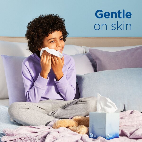 Puffs Ultra Soft Non-Lotion Facial Tissues, 4 ct