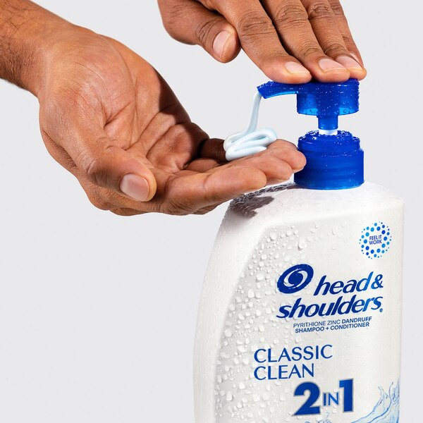 Head & Shoulders Classic Clean 2-in-1 Dandruff Shampoo & Conditioner