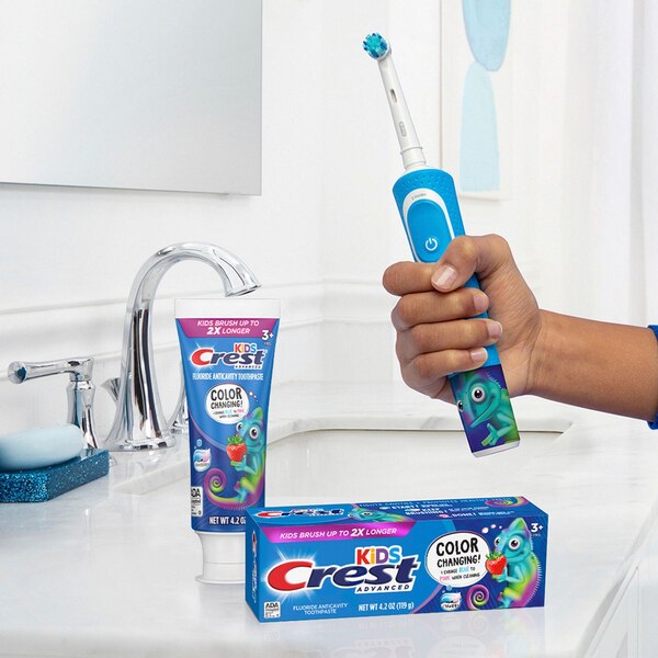 Crest Kids Advanced Fluoride Anticavity Color Changing Toothpaste, Ages 3+, Strawberry, 4.2 OZ
