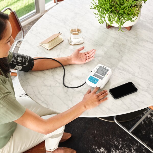 Homedics 900 Series RELAX+ Upper Arm Blood Pressure Monitor