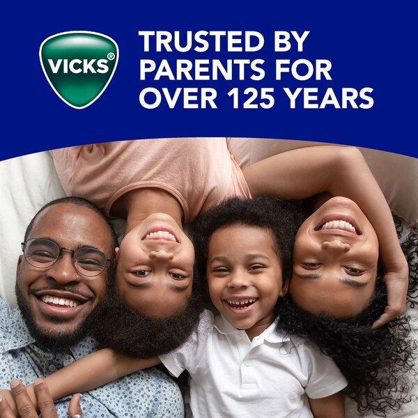 VICKS DayQuil & NyQuil Kids Berry Cold & Cough Medicine Combo Pack, Daytime & Nighttime Relief, 2 8 FL OZ Bottles