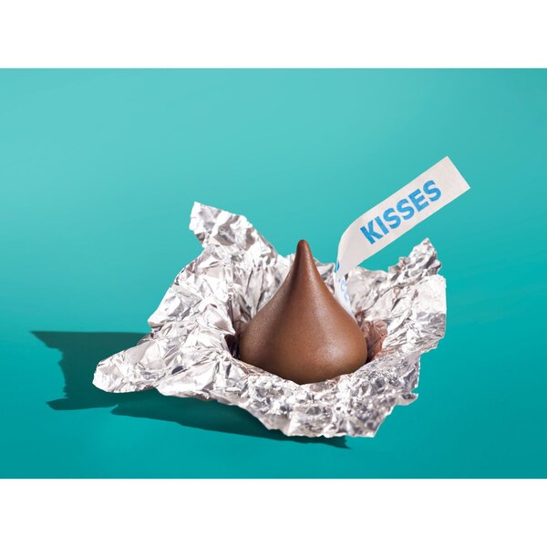 Hershey's Kisses Milk Chocolate Candy Party Pack, 35.8 oz