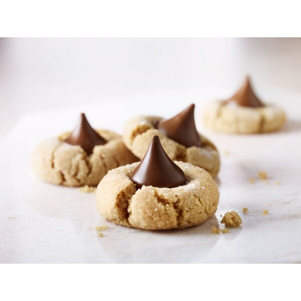 Hershey's Milk Chocolate Kisses, 10.8 oz
