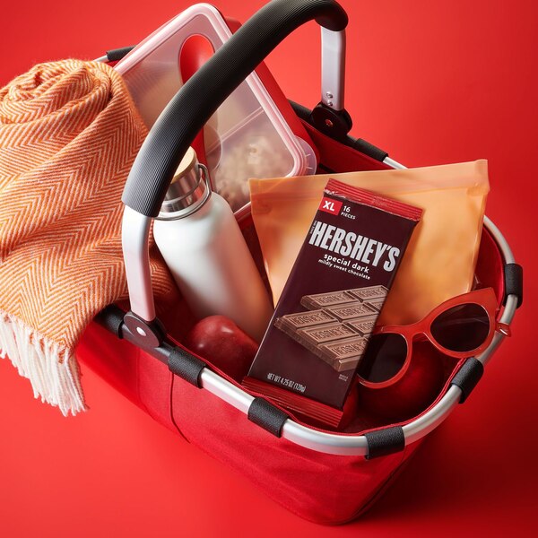 Hershey's, Special Dark Mildly Sweet Chocolate, 4.25 Oz