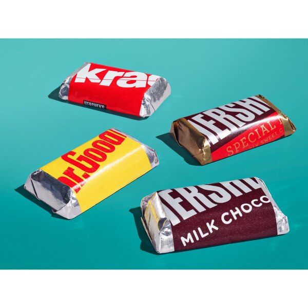 Hershey's Miniatures Assorted Chocolate Candy, 35.9 oz