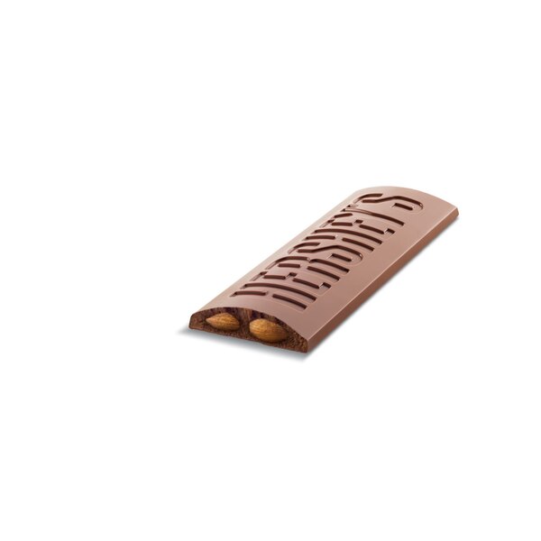 Hershey's Milk Chocolate with Almonds Candy Bar, King Size ,2.6 oz
