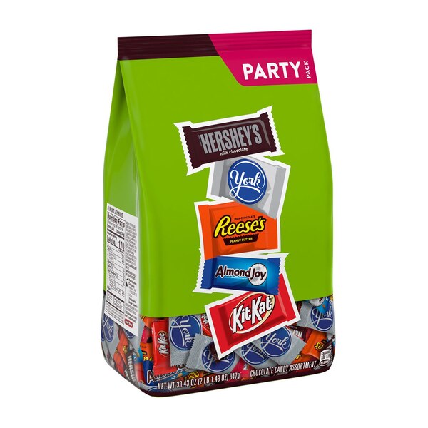 Hershey Assorted Chocolate Flavored Snack Size Candy, 33.43 oz