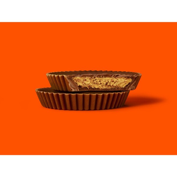 Reese's Thins Peanut Butter Cups Milk Chocolate Candy, 7.37 OZ