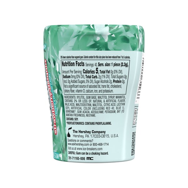 Ice Breakers, Ice Cubes Strawberry Daiquiri Sugar Free Chewing Gum Bottle, 40 ct, 3.24 oz