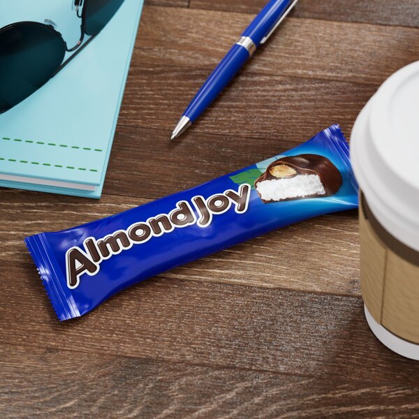 Almond Joy Coconut and Almond Chocolate Candy Bar, 1.61 oz