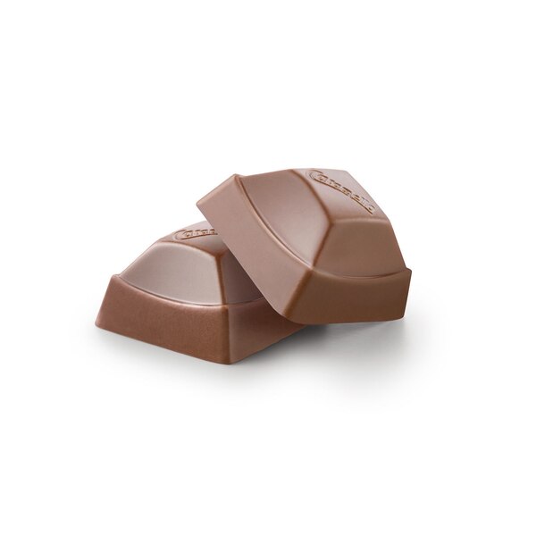 Cadbury Carmello Miniatures Milk Chocolate and Caramel Candy Share Pack, 8 oz