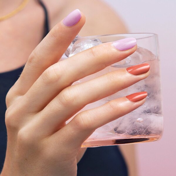 Sally Hansen Insta-Dri Nail Color