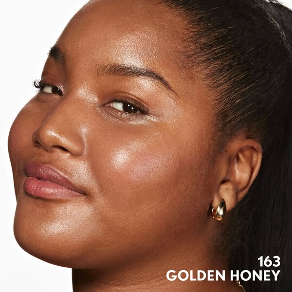 CoverGirl Clean Invisible Liquid Makeup