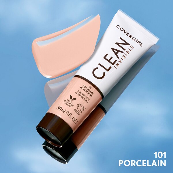 CoverGirl Clean Invisible Liquid Makeup