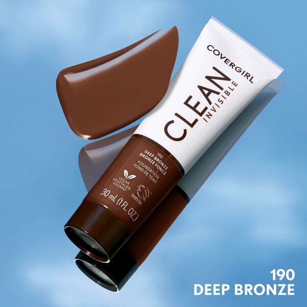 CoverGirl Clean Invisible Liquid Makeup