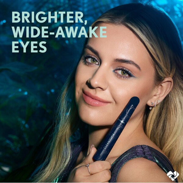 Covergirl Lash Blast Cleantopia, Ultramarine Black