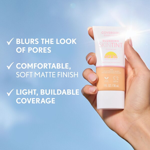 CoverGirl Clean Fresh Blurring Skin Tint, SPF 30
