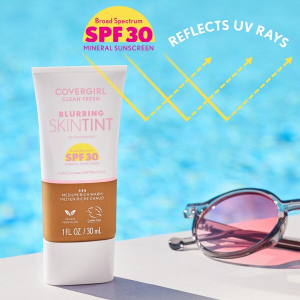 CoverGirl Clean Fresh Blurring Skin Tint, SPF 30