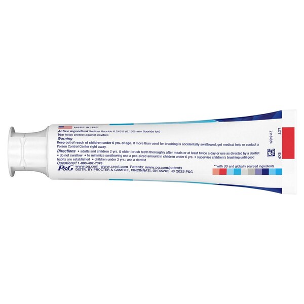 Crest 3D White Fluoride Anticavity Whitening Toothpaste, Advanced Artic Fresh