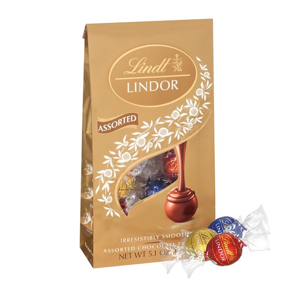 Lindt, Lindor Assorted Chocolate Candy Truffles, Chocolate with Smooth, Melting Truffle Center, 5.1 oz