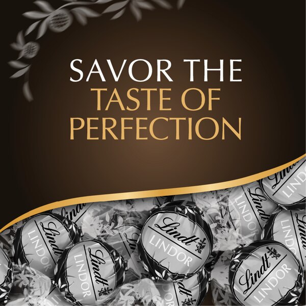 Lindt Lindor 60% Extra Dark Chocolate Candy Truffles, Bag, 5.1 oz
