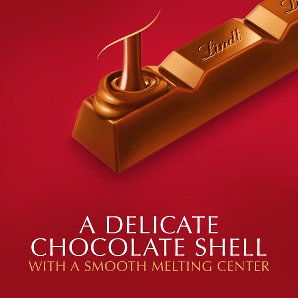 Lindt Lindor Milk Chocolate Truffle Bar, Chocolate Candy Bar with Smooth Center, 1.3 oz
