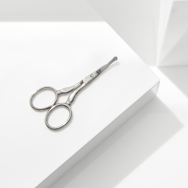 Tweezerman Facial Hair Scissor
