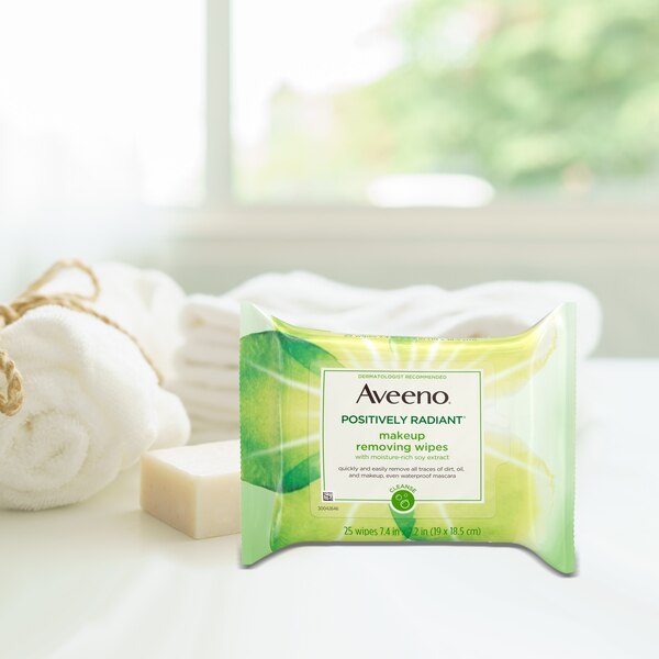 Aveeno Positively Radiant Daily Cleansing Pads