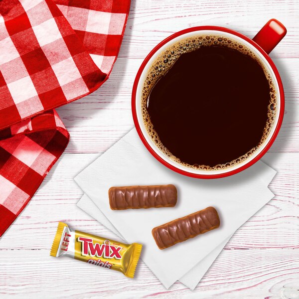 Twix Caramel Minis Size Chocolate Cookie Candy Bar, Sharing Size, Bag, 9.7 oz