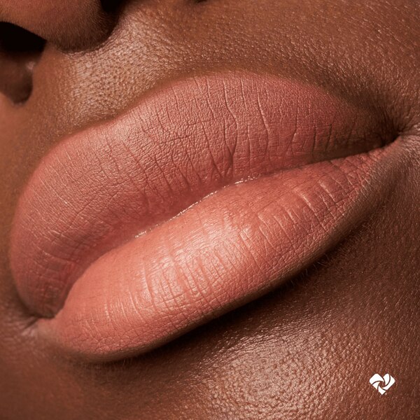 essence Soft & Precise Lip Pencil