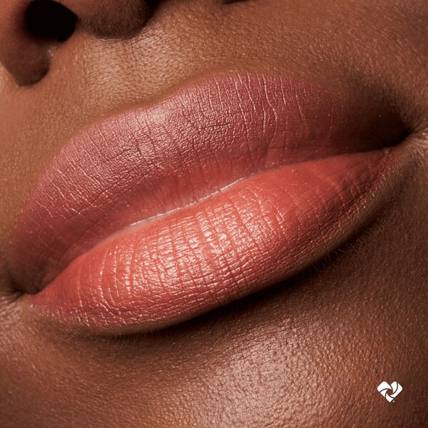 essence Soft & Precise Lip Pencil