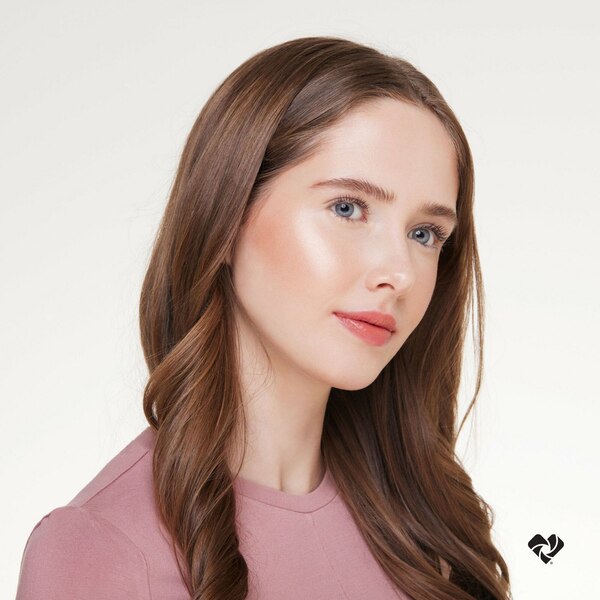 essence Kissed By The Light Illuminating Powder