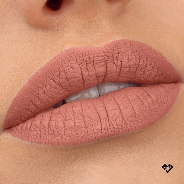essence 8H Matte Liquid Lipstick