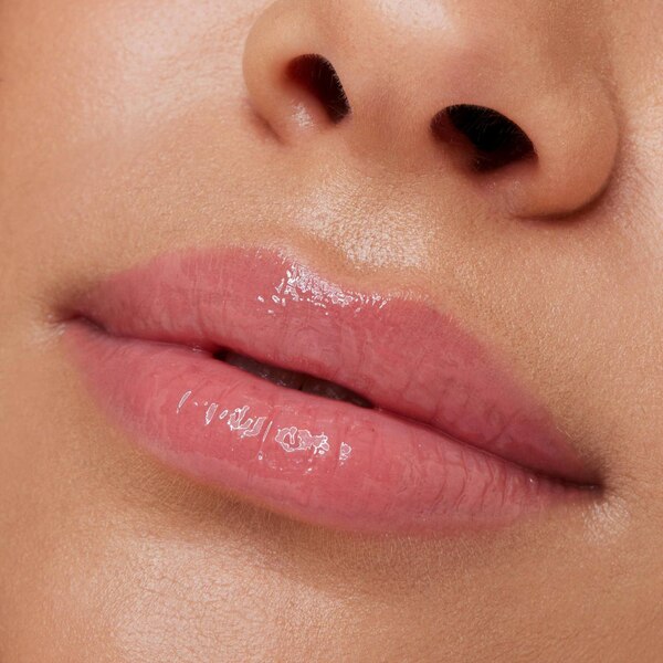 essence Extreme Care Hydrating Glossy Lip Balm