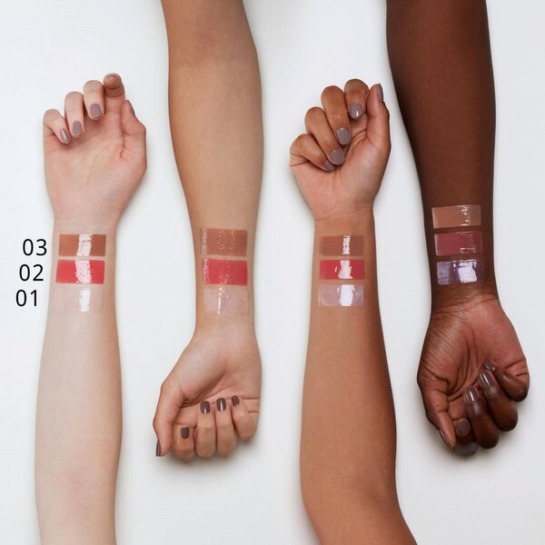 essence Extreme Care Hydrating Glossy Lip Balm