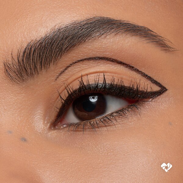 essence Eyeliner Pen Extra Longlasting 