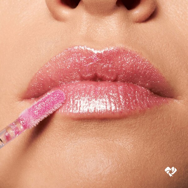 essence Meta Glow Multi Reflective Lipgloss