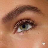 essence Call Me Queen Dramatic False Lash Effect Mascara Waterproof, thumbnail image 5 of 8