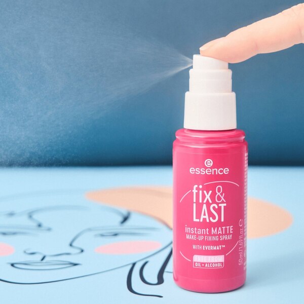 essence Fix & Last Instant Matte Make-Up Fixing Spray