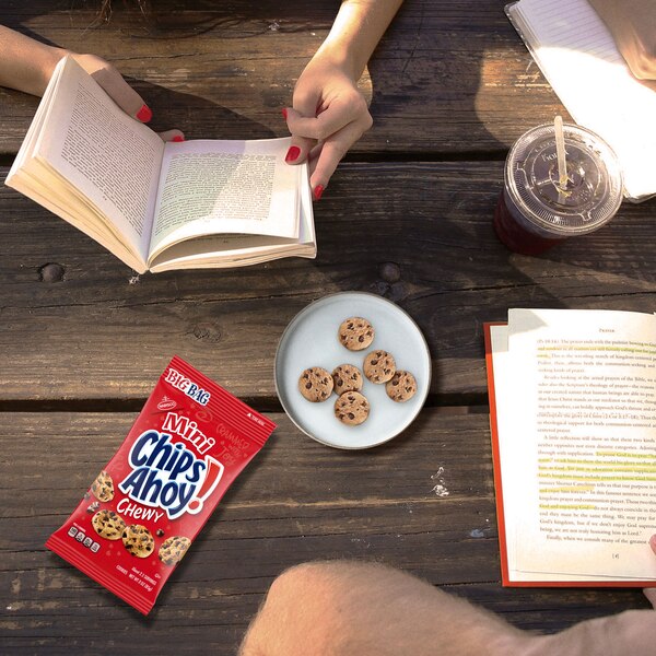 Chips Ahoy! Mini Chewy Chocolate Chip Cookies, Big Bag, 3 oz