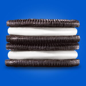 OREO Double Stuf Chocolate Sandwich Cookies, Family Size, 18.71 oz