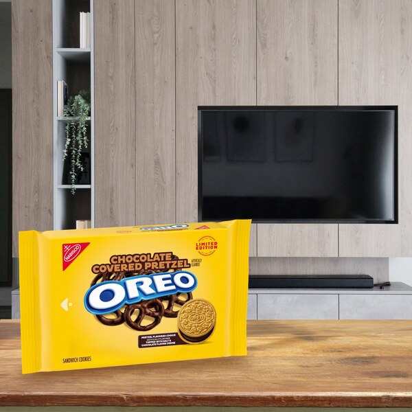 OREO, Chocolate Covered Pretzel Sandwich Cookies, Limited Edition, 10.68 oz