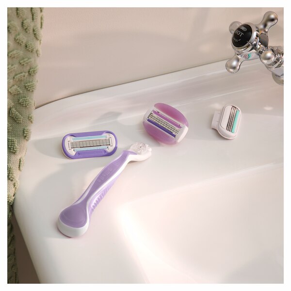 Gillette Venus ComfortGlide Freesia Women's Razor Blade Refills
