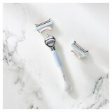 Gillette Venus Pubic Hair & Skin Razor + 2 Razor Blade Refills, thumbnail image