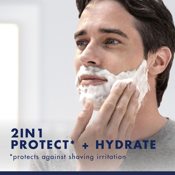 Gillette PRO Sensitive Shave Gel, 7 OZ
